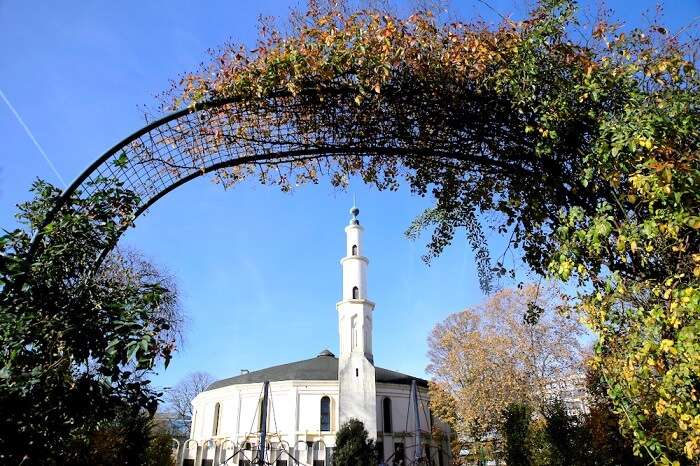 Mosques in Belgium cover