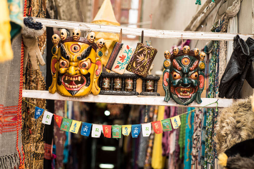 tibetan market in mount abu