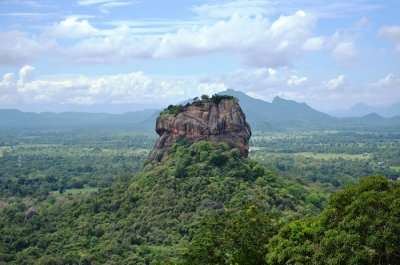 How To Go On A Perfect All Girls Trip To Sri Lanka