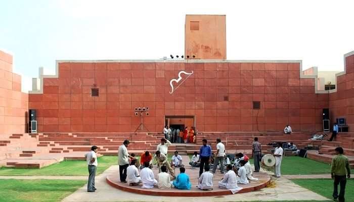 art museum