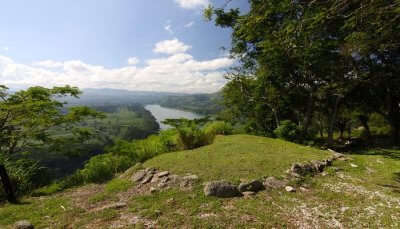 Tavuni Hill Fort