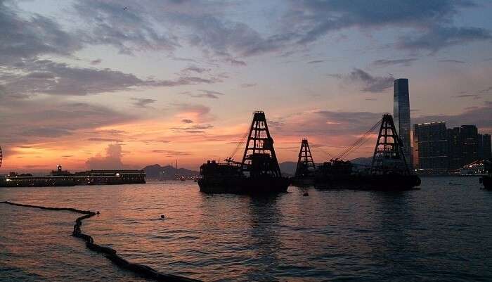 Admire Sunset At Victoria Harbour