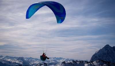 Paragliding is the thrilling things to do in Switzerland to get the breathtaking views.