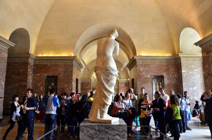 what would venus de milo look like with arms