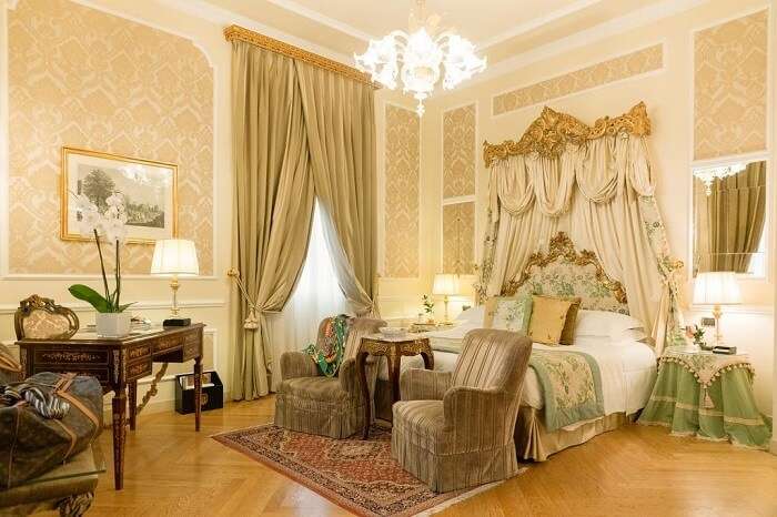 luxury hotel in bologna