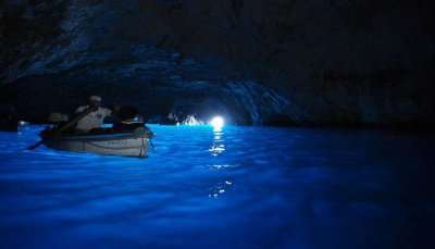 Gruta Azul, Itália