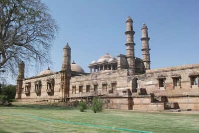 Champaner Pavagadh Archaeological Park is one of the best places to visit in Gujarat in Summer