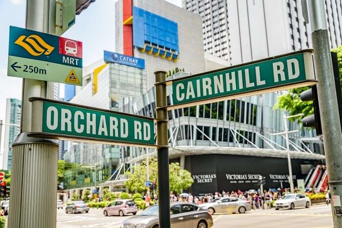 sign boards leading to cairnhill road