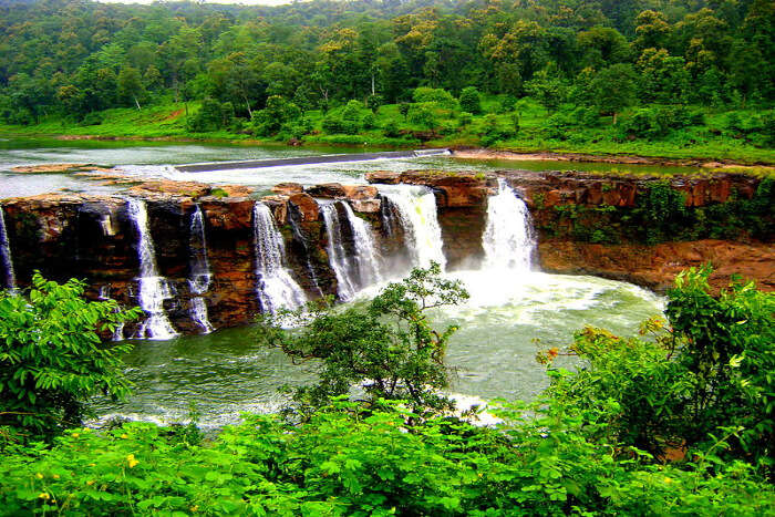 A magnificent view of Saputara which is one of the best places to visit in Gujarat in Summer