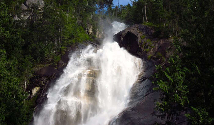 Shannon Falls