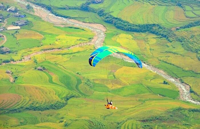 paragliding in uttarakhand