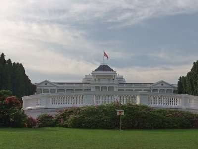 Places to visit near the Istana