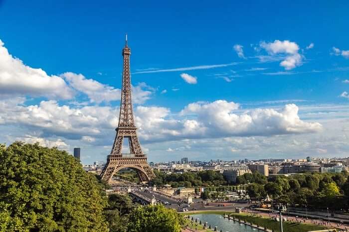 eiffel tower aerial view