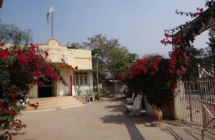 Anand Ashram In Ahmedabad