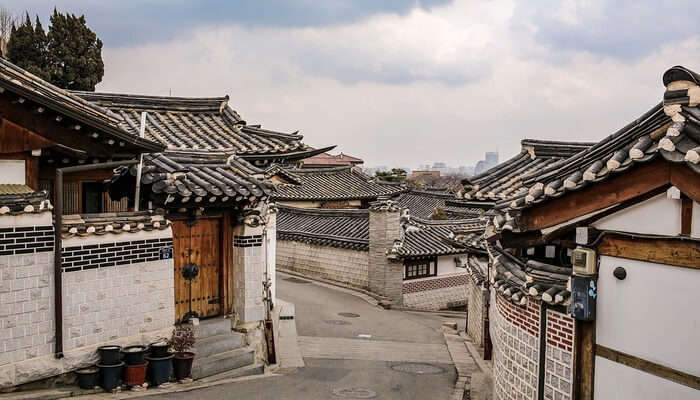 Bukchon_Hanok_Village