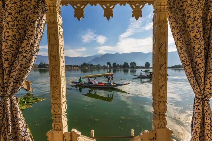 lake in Kashmir