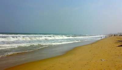 Soak in the sun at Marina Beach, one of the popular beaches near Bangalore