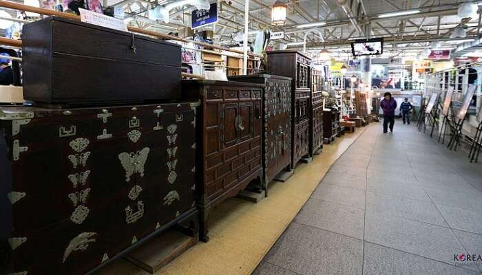 Seoul Folk Flea Market