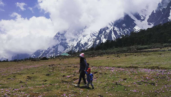 Shilpa in Sikkim with Kid