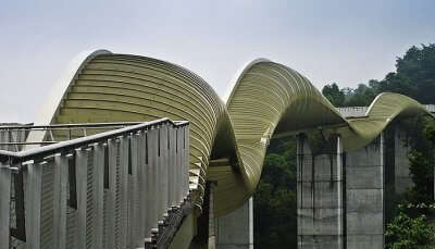 Henderson waves one of the stunning places to visit in Singapore for honeymoon