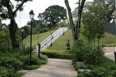 Fort Canning hill's scenic views makes it one of the places to visit in Singapore for honeymoon
