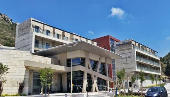HI_-_Haifa_Hostel