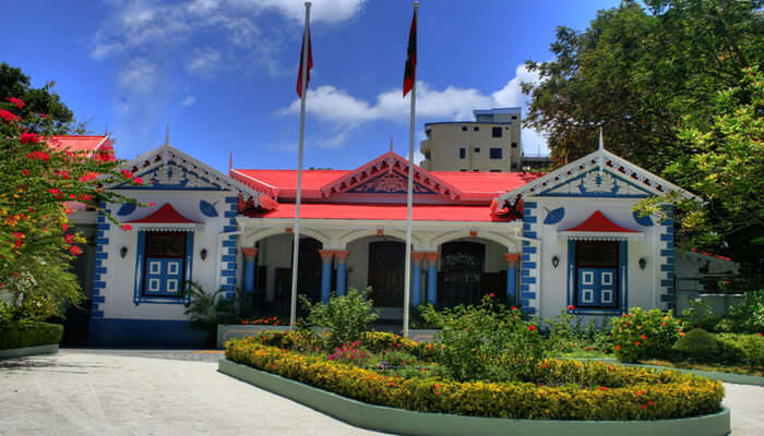 Mulee-aage Palace