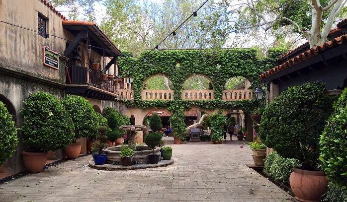 Shop At Tlaquepaque Arts And Crafts Village