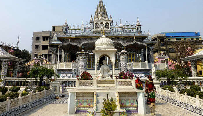 Koottamundu Glass Temple