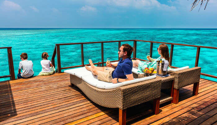 is it safe to visit maldives in october