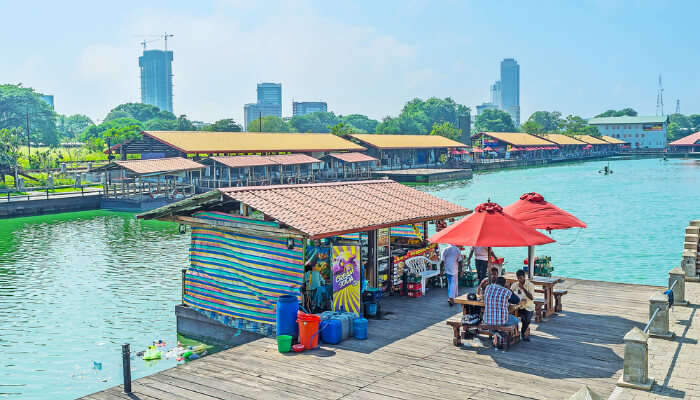 Floating Market