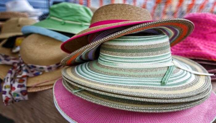 Sarongs-And-Hats