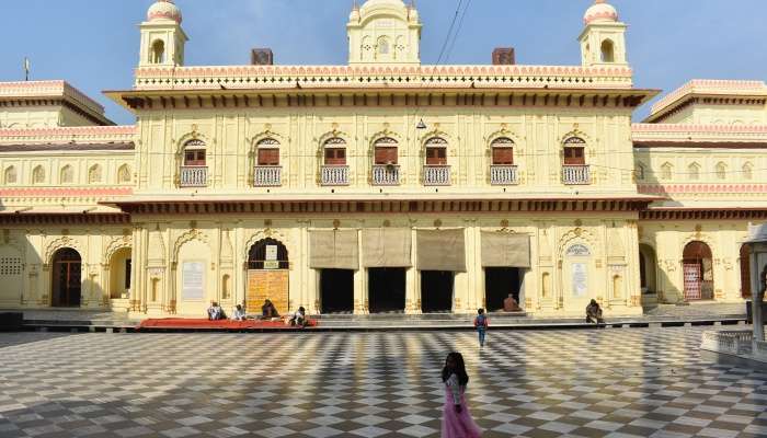 Kanak Bhavan