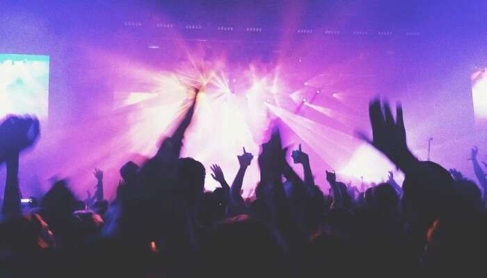  Colombos Happening Clubs where you can plan new party in Goa on a budget