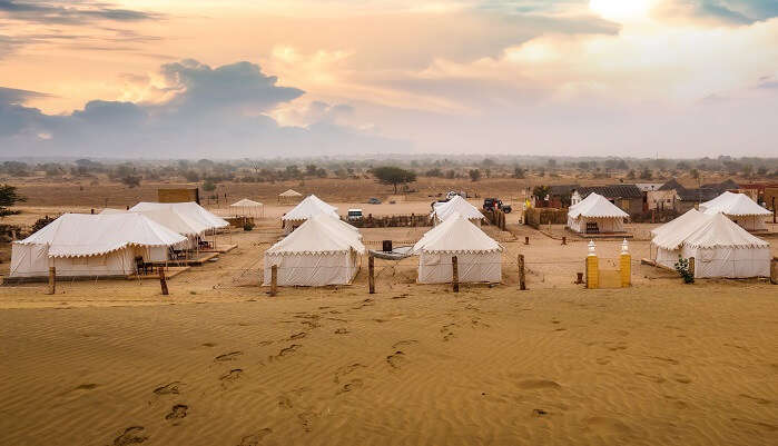 CAMPING IN JAISALMER