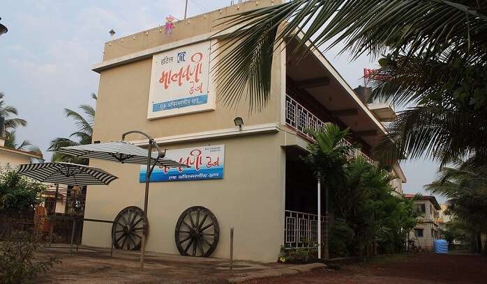 top homestays in Malvan