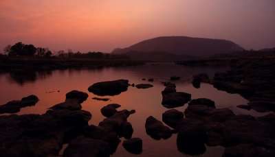A majestic view of sunset at Mahad which is one of the best places to visit in Konkan