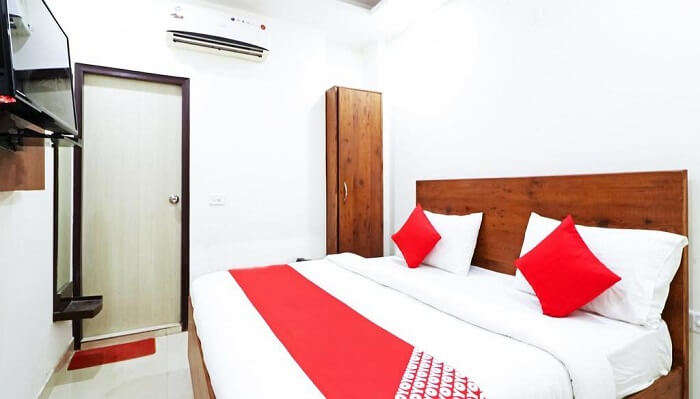 cover - holiday homes in puri