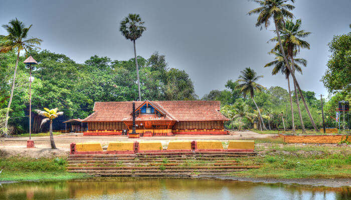 TEMPLES IN ALLEPEY