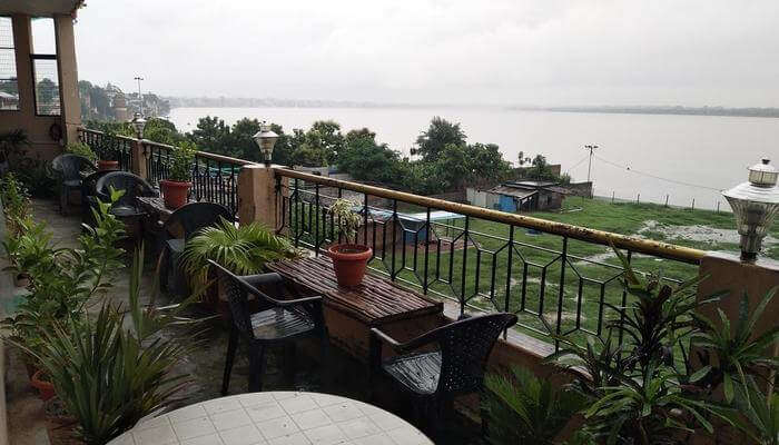 Ganga Paying Guest House