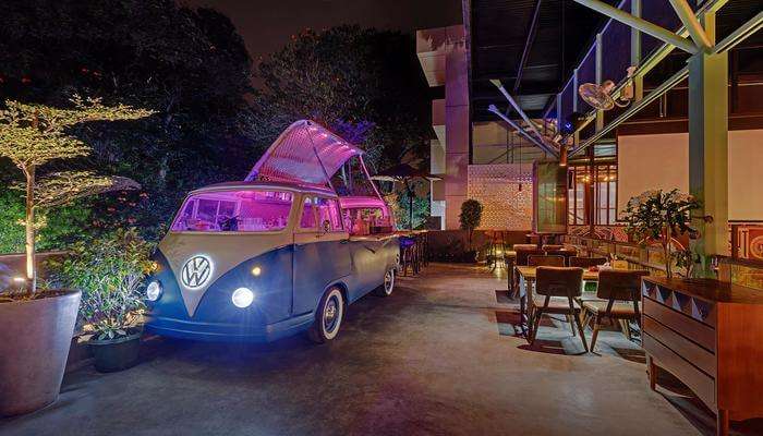 Your Guide to the Pubs and Bars on Indiranagar 12th Main Road, Bengaluru