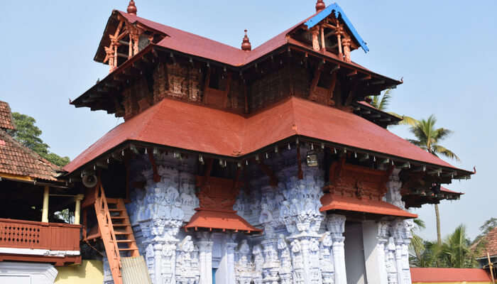 temple to visit near ernakulam