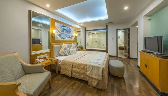 clean and decent rooms