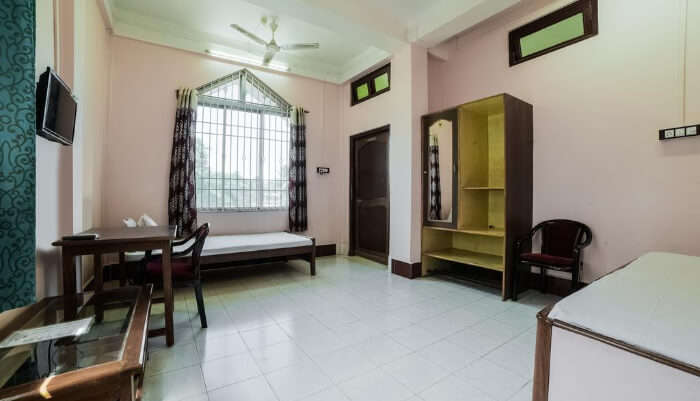 Mandakini Lodge in Dibrugarh