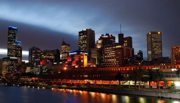 Melbourne_At_Night_from_Southbank_Bridge