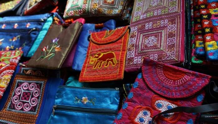 shopping in mathura