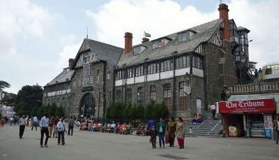 A jaw-dropping view of Shimla which is counted among the best honeymoon destinations in June in India