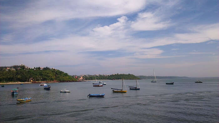 Dona-Paula-Beach
