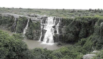 Beautiful Waterfall which is one of the best places to visit in summer in Hyderabad