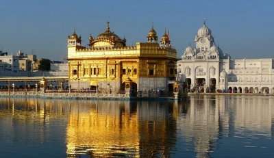 A glorious view of Golden Temple
